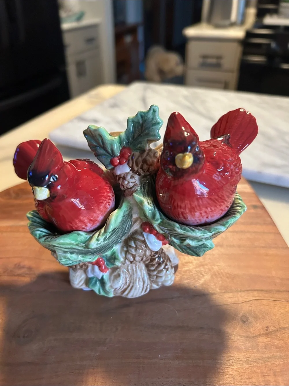 Cracker Barrel Red Cardinal Pair on Green Leaf Holiday Accent
